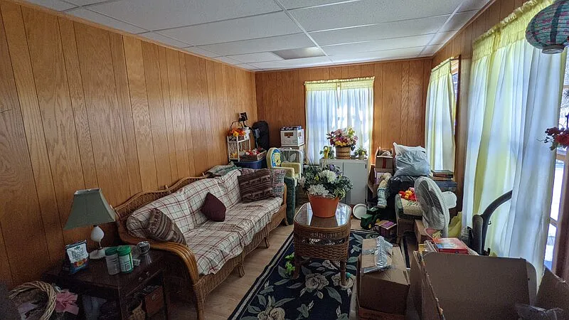 2 bed, 1.0 bath, 1000 sqft, $1,350 — Photo 2