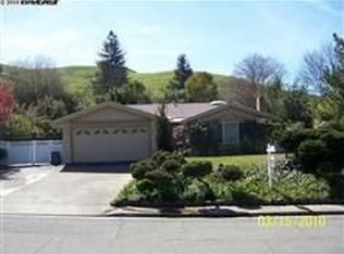 48 Woodford Dr, Moraga, CA