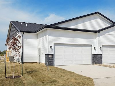 932 Sawgrass Dr, Norwalk, IA, 50211