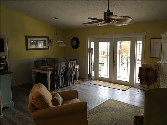 5th image of 23 Harbor Lake Cir