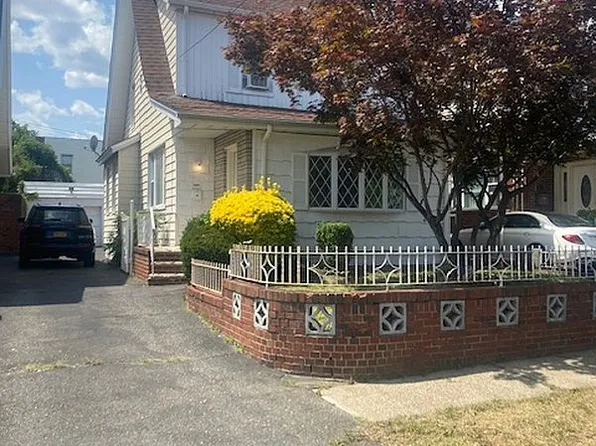2309 Yates Ave, Bronx, NY 10469