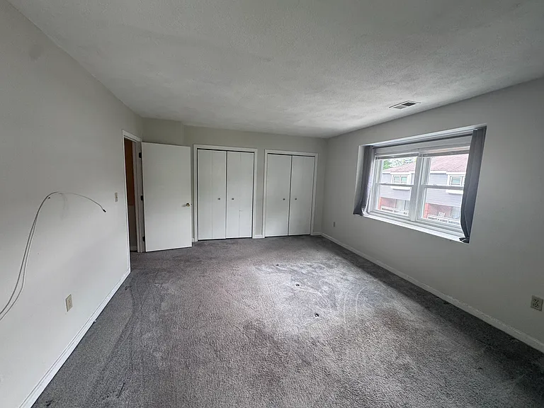 168 Pine St #5 — Photo 8