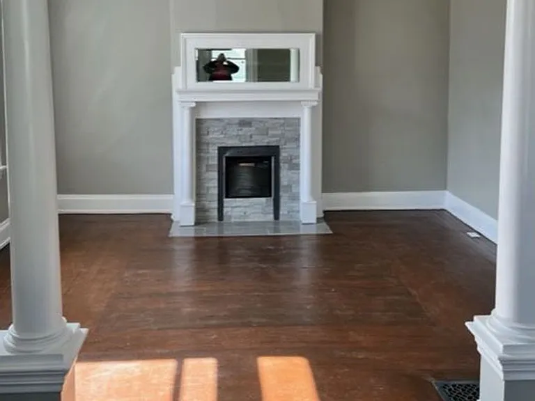1328 Chapel St — Photo 3