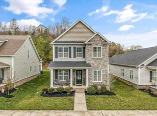 127 W Rarity Ridge Pkwy, Oak Ridge, TN 37830