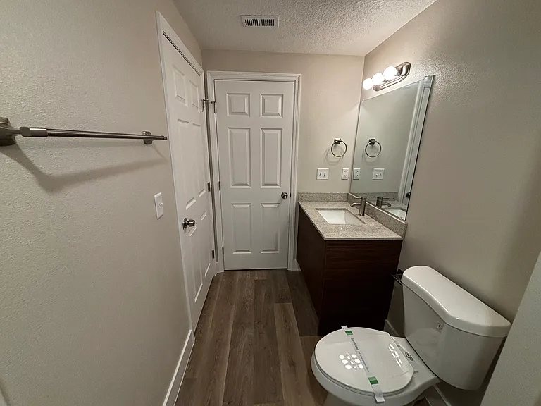 4424 S Texas Ave #111 — Photo 17