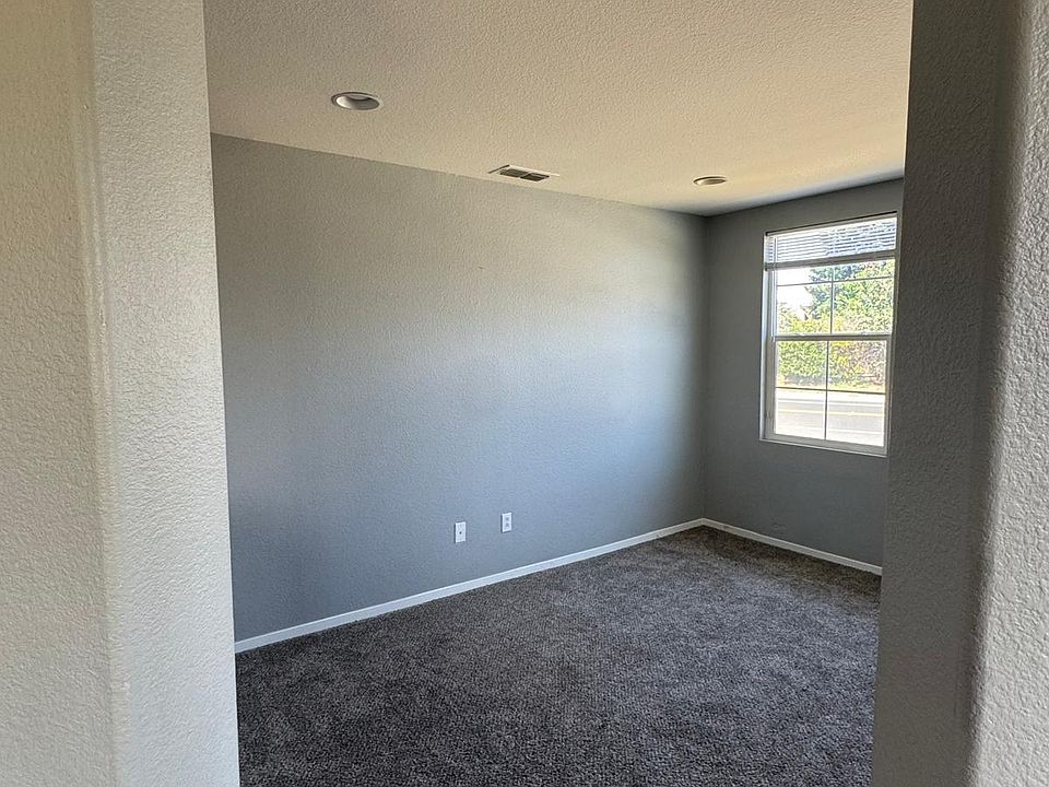 1st image of 9289 Sierra River Dr