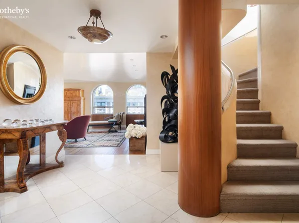 940 Park Avenue image 6 of 23