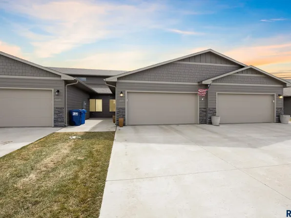 117 E Ivy Rd, Tea, SD 57064