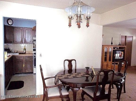3rd image of 77 Sheepshead Dr