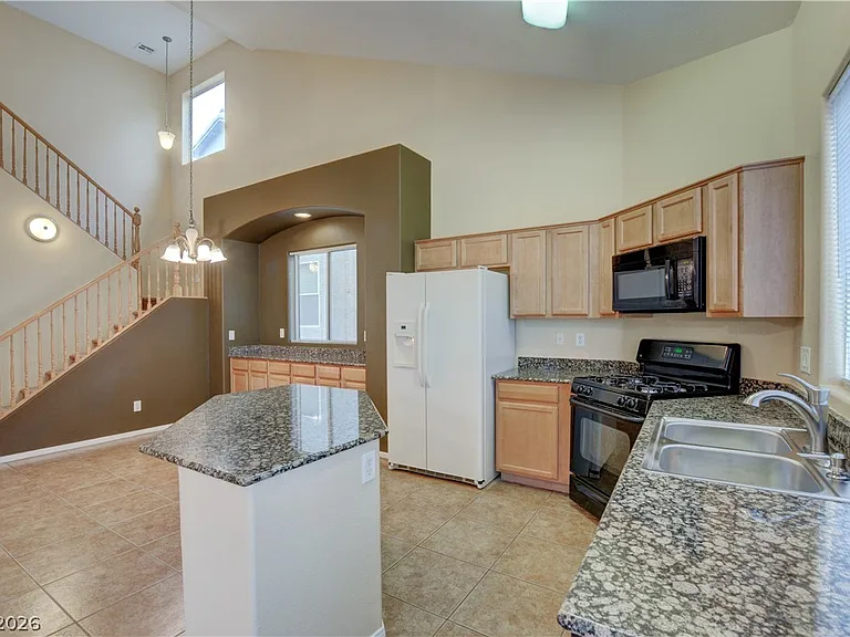 9540 Gibbon Ave — Photo 15