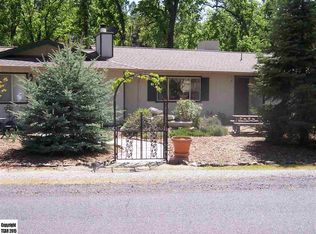 12870 Cresthaven Dr, Groveland, CA 95321