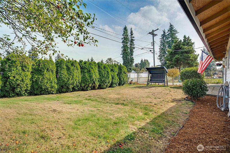 5th image of 30521 1st Pl SW