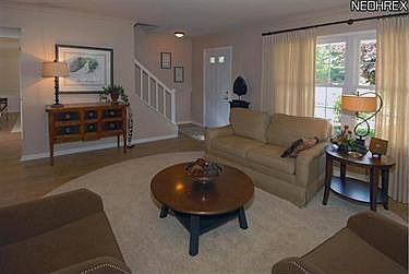 5th image of 30615 Cambridge Dr #23
