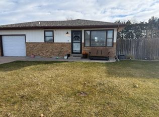 1155 Summer Sun Ave, Colby, KS 67701