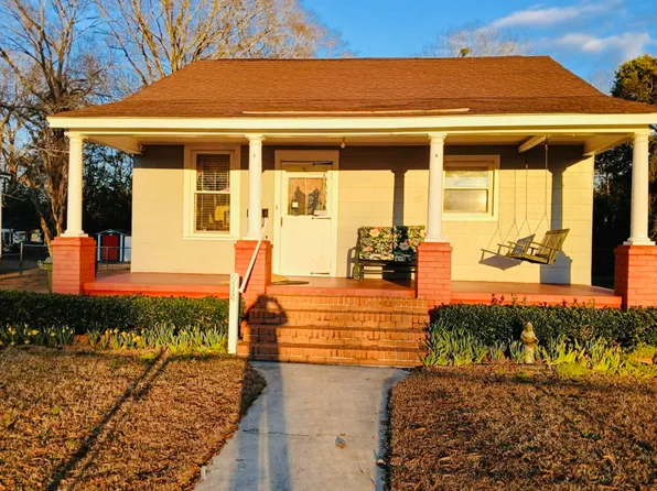 914 Fair St, Camden, SC 29020