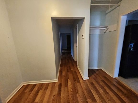 5th image of 1632 41st St