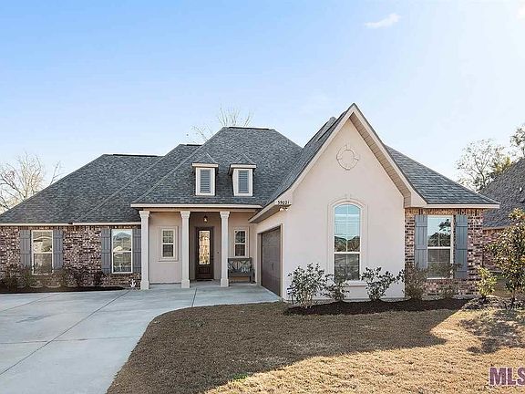 2nd image of 39021 Old Tree Dr