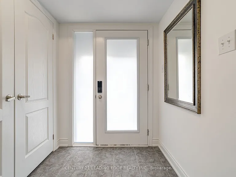 105 Marina Village Dr — Photo 5