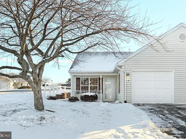 7 Hagarman Dr #7, York, PA 17408