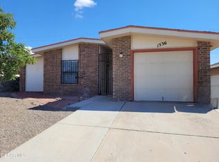 1536 Dick Mayers Dr, El Paso, TX 79936