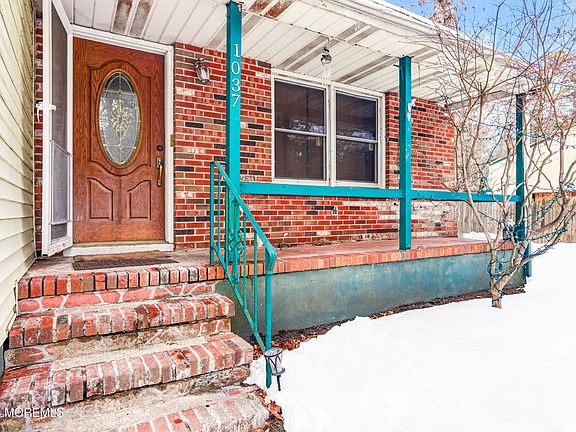 4th image of 1037 Toms River Road