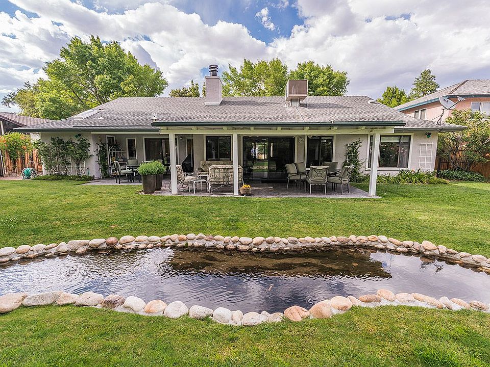 2nd image of 2720 Sierra Vista Way