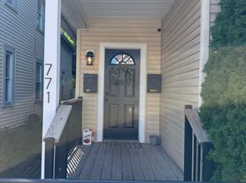 771 Brayton Ave, Cleveland, OH