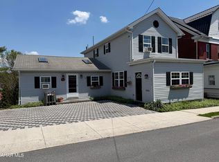 2014 20th St, Altoona, PA 16601