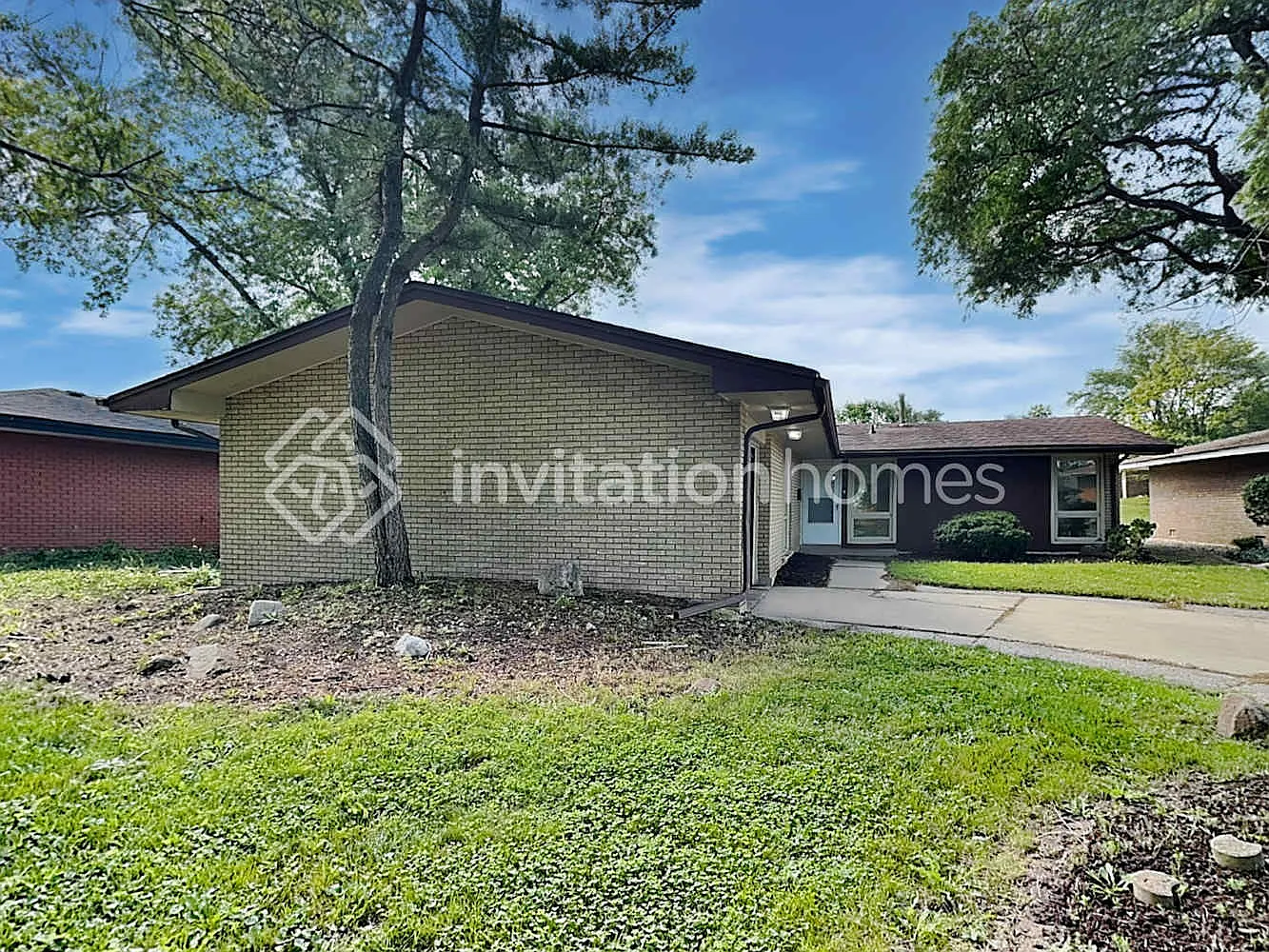5525 Ann Marie Ln Oak Forest, IL 60452 — Photo 1