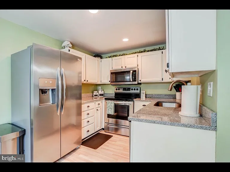 19517 Wootton Ave — Photo 3