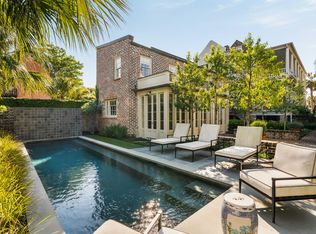 32 Society St, Charleston, SC 29401