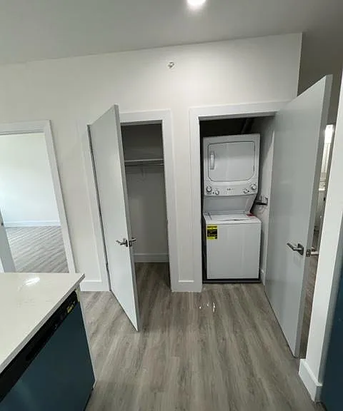 1127 Stuyvesant Ave #205 — Photo 9