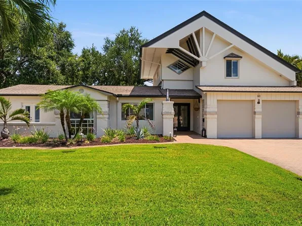 141 Giralda Blvd NE, Saint Petersburg, FL 33704