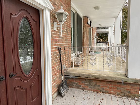 2nd image of 334 Hamilton Ave #1