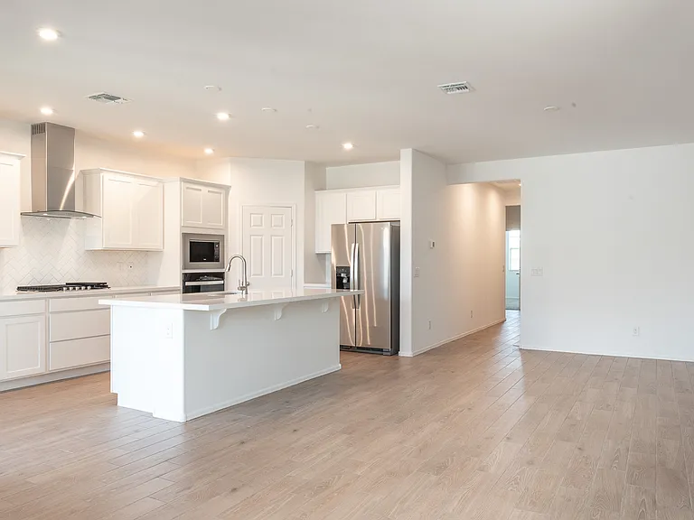 19214 W Badgett Ln — Photo 8