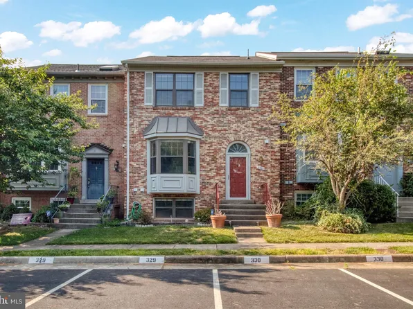 3964 Rosebay Ct, Fairfax, VA 22033