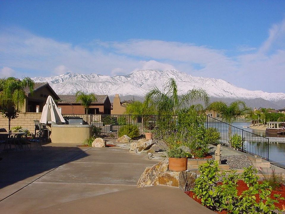 San Jacinto View from Firepit Area