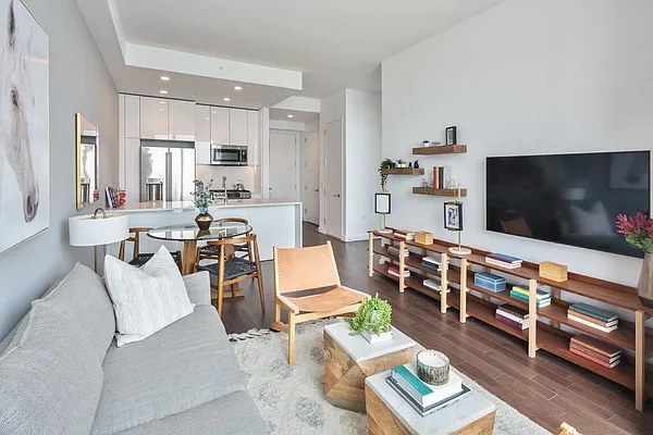 Rented by Lalezarian Properties | media 2