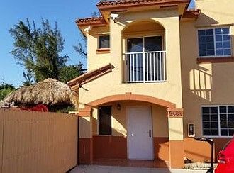 1st image of 9583 NW 114th Ln #8