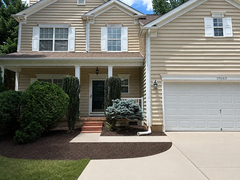 15663 Knoll Oak Ct — Photo 1