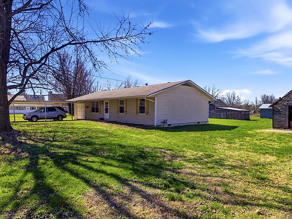 3rd image of 427 N Harrison Avenue