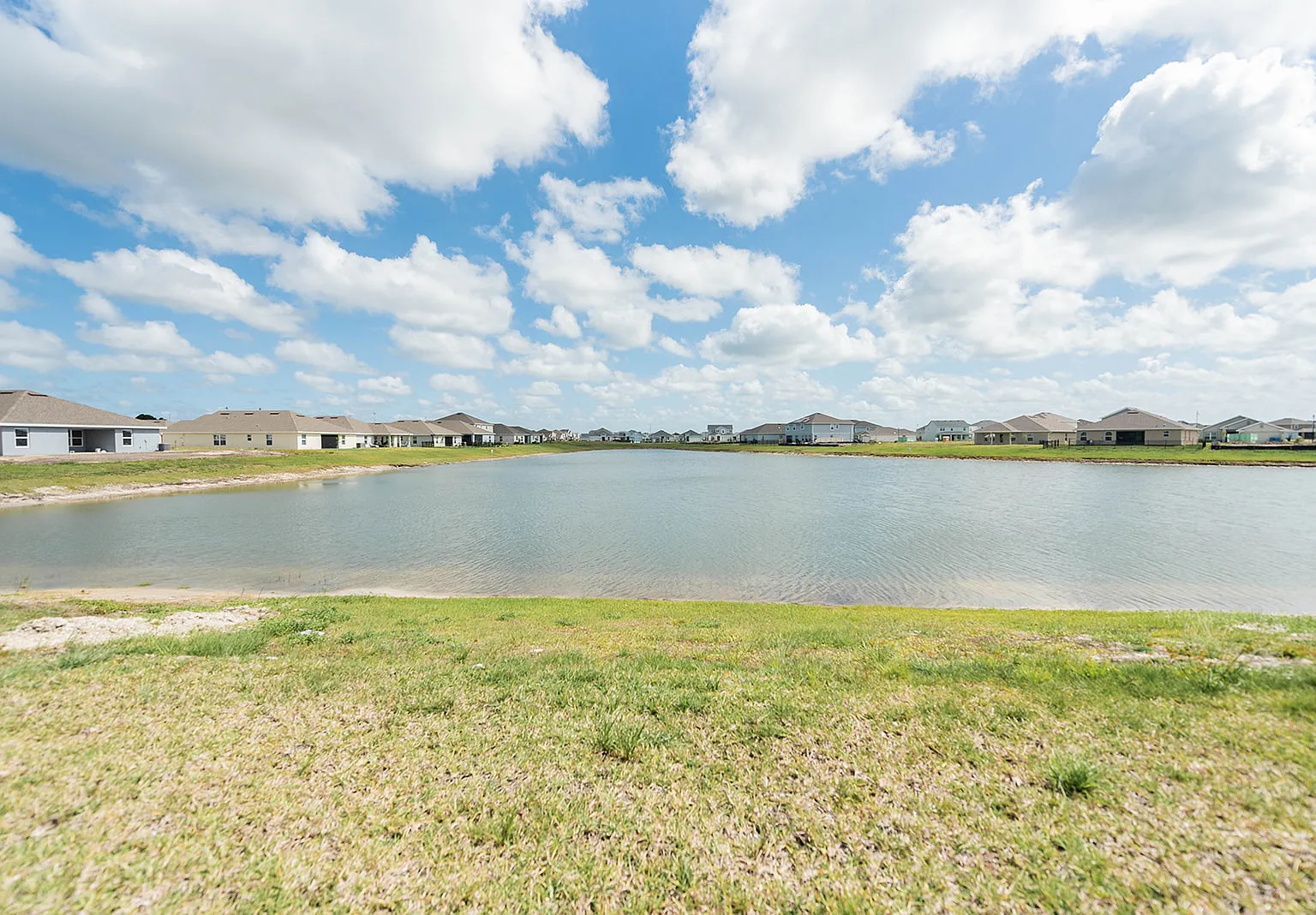 4 bed, 1635 sqft, $2,200 — Photo 2