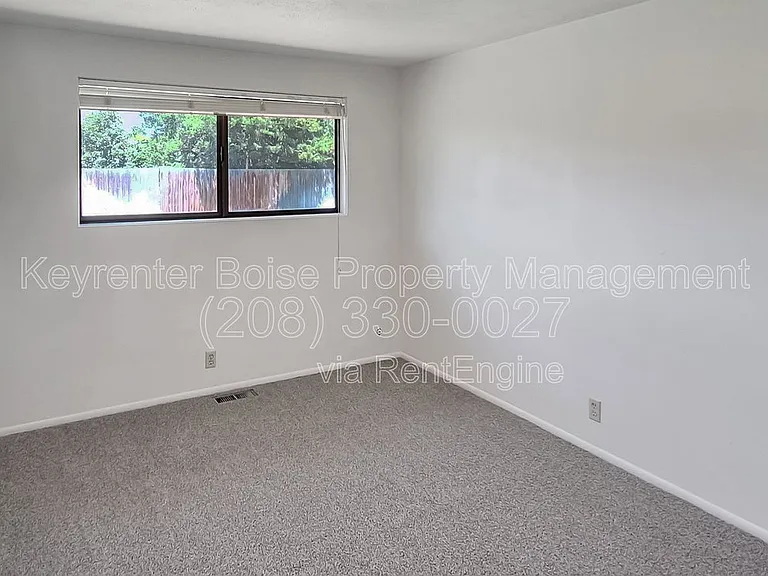 254 W Fall Dr — Photo 20