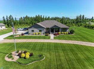 3752 73rd Ave N, Moorhead, MN