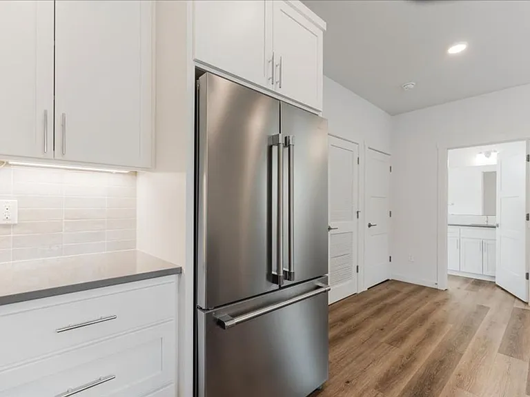8438 SE 21st Ave — Photo 8