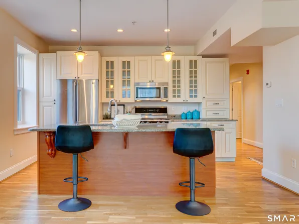 629 Chapel Street #4A, New Haven, CT 06511