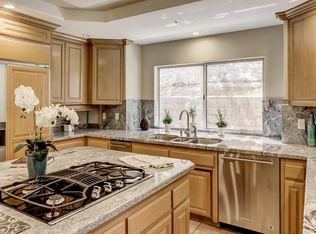 1706 Dwight St, Redlands, CA 92373