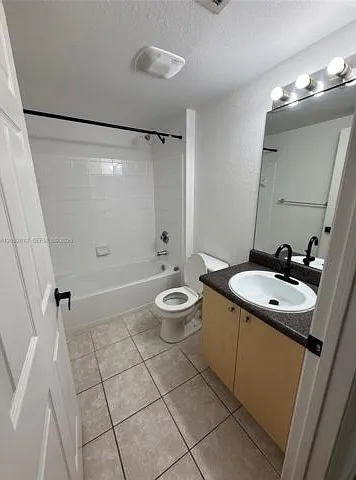 2564 Centergate Dr #201 — Photo 4