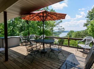 333 Westview Dr, Ridgedale, MO 65739