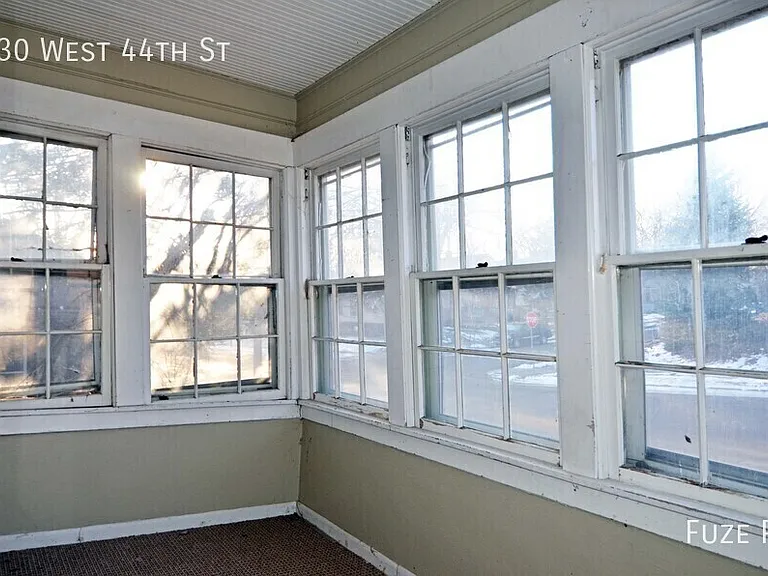 130 W 44th St — Photo 10